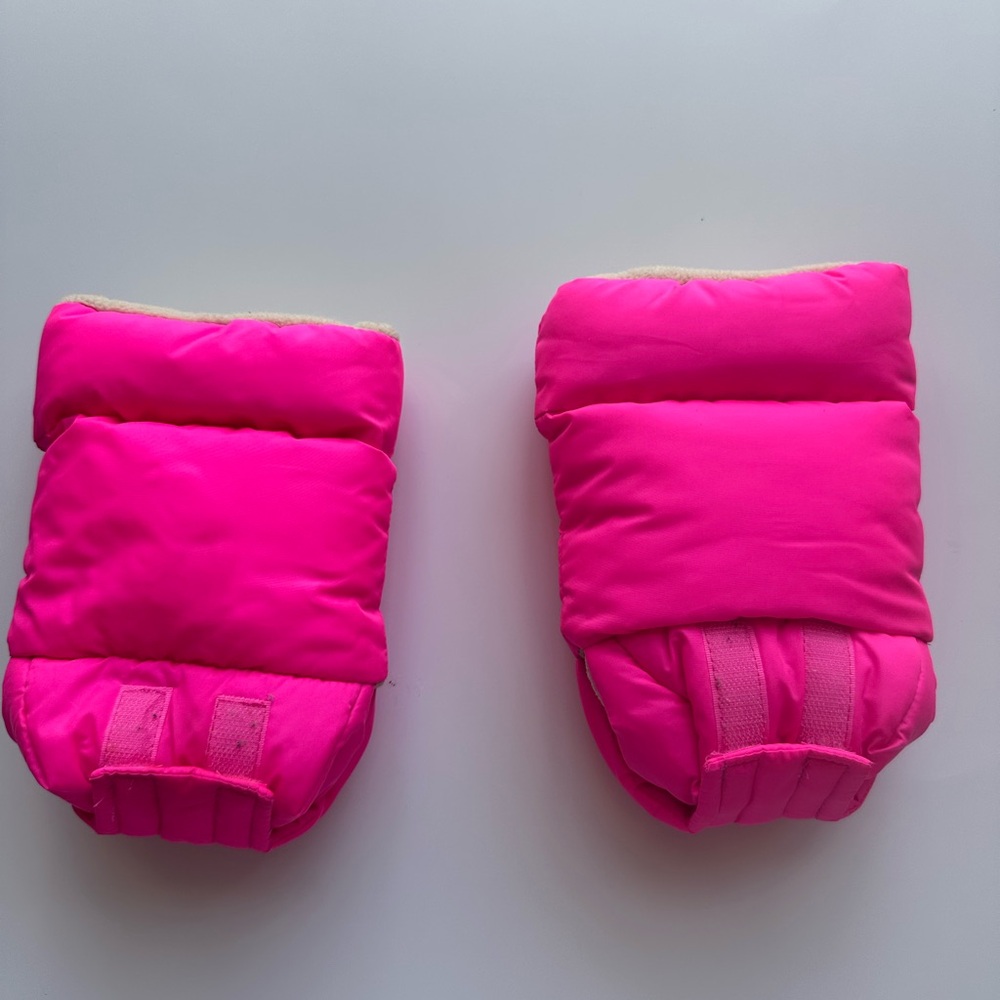 7AM Kids Bright Pink Mittens - Picture 2 of 2